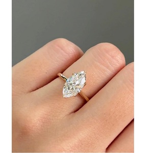 Bague de fiançailles de luxe en or blanc massif 14 carats avec diamant de laboratoire taille marquise, pureté VVS, style vintage, pour mariage, certifiée - Product Image 4