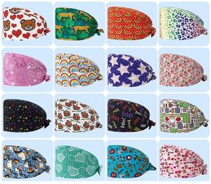 Uniforme Médico, <span class=keywords><strong>Gorro</strong></span> Quirúrgico Nuevo <span class=keywords><strong>con</strong></span> Estampado para Mujer, Gorros Quirúrgicos <span class=keywords><strong>con</strong></span> Botones, Gorros de Trabajo Ajustables <span class=keywords><strong>con</strong></span> Banda Absorbente, Multicolores - Product Image 1