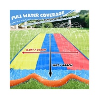Toboggan aquatique gonflable en PVC pour usage commercial, grand modèle d'été pour l'intérieur et l'extérieur, avec tapis de pulvérisation double pour trois personnes et coussin d'air de jeu sur herbe