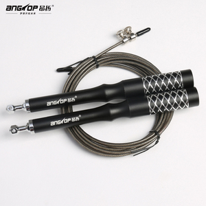 Cuerda de Saltar de Alto Rendimiento con Cable de Acero Anticongelante y Mangos de Aluminio Antideslizantes para Entrenamiento - Product Image 3