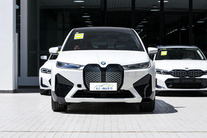 2025 BMWS <span class=keywords><strong>IX</strong></span> <span class=keywords><strong>XDrive40</strong></span> Grande voiture SUV électrique de luxe à cinq places haute endurance Véhicule à énergie nouvelle Caractéristiques de sécurité avancées - Product Image 5