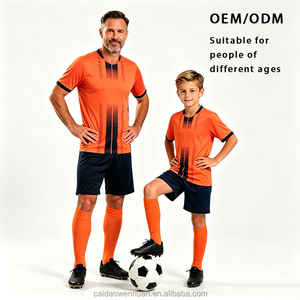 Maillot et Short de Football Style National Européen 2026 – Tenue de Football par Sublimation Personnalisable avec Nom, Numéro et Logo – MOQ 2 Ensembles - Product Image 2