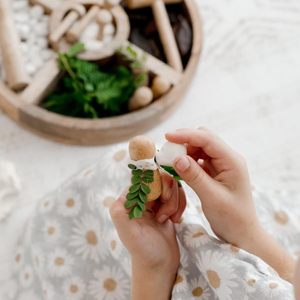 Juego de herramientas de plastilina personalizadas para niños de 2 a 4 años, contenedores sensoriales para niños pequeños 1-3, kit de masa sensorial para niños, muñeca <span class=keywords><strong>Waldorf</strong></span> - Product Image 5