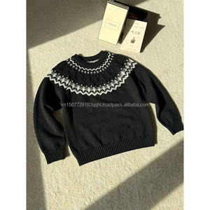 เสื้อฟุตบอลลายปรับแต่งได้สำหรับผู้ชาย ฤดูใบไม้ร่วง คอกลมเนื้อนุ่ม สวมใส่สบาย เสื้อถักทรงหลวม ใส่เป็นเสื้อตัวในได้ โลโก้ด้านหน้า - Product Image 5