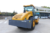 Vente Flash : Compacteur vibrant à tambour unique de 93 kW et 11 tonnes pour travaux de terrassement