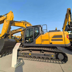 Excavatrice sur chenilles compacte XE225U, pelle hydraulique pour la rénovation urbaine et les chantiers étroits - Product Image 5