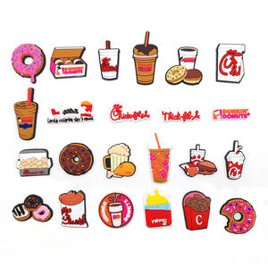 2025รองเท้าพีวีซีดีไซน์ใหม่ที่มีสเน่ห์ออกแบบได้เองเครื่องประดับรองเท้าขนมอุดตันเสน่ห์ - Product Image 5