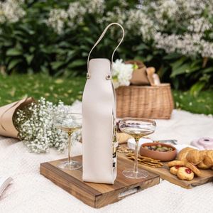 Single <b>Bottle</b> Leather Wine Tote Bag with Corkscrew Pocket, PU Leather Portable Wine Gift Carrier for Red Wine Champagne - Product Image 4
