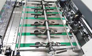 Dyuan Mhk 820 हॉट सेलिंग फ्लैट पेपर डाई कटिंग मशीन स्वचालित कार्ड बोर्ड पंचिंग मशीन हाई स्पीड डाई कटर - Product Image 6