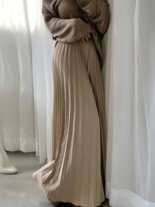 กระโปรงพลีทสีลูกกวาดขายส่งสำหรับผู้หญิง 20 สี ทรงเอ - Product Image 3