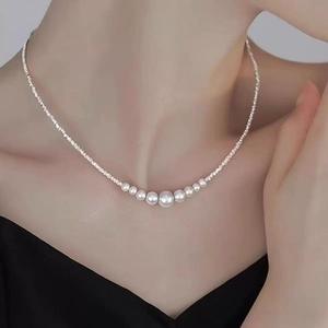 Collier en argent et perles, luxe haut de gamme français, un cadeau de la Saint-Valentin pour votre petite amie ou votre meilleure amie. - Product Image 6