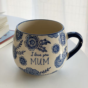 Taza de café de cerámica de color bajo vidriado pintada a mano en azul y blanco Retro Pastoral francesa, Regalo para mamá, mamá, madre - Product Image 1