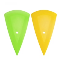 Kit de raclettes triangulaires vertes pour la réparation des coins de film vinyle et les outils d'application de film teinté pour vitres