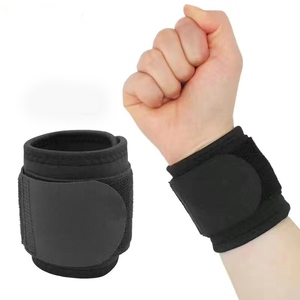 2026 Wholesale Half Finger Gloves Hand Guard Gloves Competition Training Wrist Guard - Product Image 4