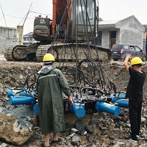 Matériel de construction fiable pour la découpe de pieux, avec bloc de soupapes en fonte pour un fonctionnement continu sur les chantiers poussiéreux - Product Image 3