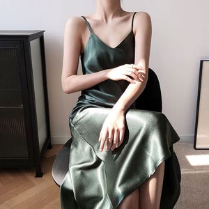 Mode haute qualité élégante femmes <span class=keywords><strong>robe</strong></span> été Spaghetti Satin longue femme <span class=keywords><strong>robe</strong></span> <span class=keywords><strong>très</strong></span> doux lisse <span class=keywords><strong>Sexy</strong></span> Slip <span class=keywords><strong>robe</strong></span> - Product Image 2