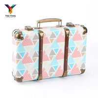 Boîte de rangement vintage à motif floral, boîte cadeau souvenir en papier, petite valise décorative pour la maison