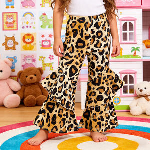 Pantalones de chándal con volantes personalizados para niña pequeña, pantalones acampanados con estampado de leopardo para niña, pantalones de fitness, fábricas de ropa para bebés <span class=keywords><strong>en</strong></span> Guangzhou - Product Image 1