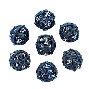 Dés de jeu tactiles en cuivre et plastique de 16 mm pour Halloween – Design personnalisable pour kits de jeu et activation de marque - Product Image 2