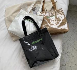 Sac fourre-tout d'été en PVC transparent personnalisé avec laser, imperméable, grande capacité, sac à bandoulière pour femme, sac en gelée à bandoulière - Product Image 1