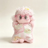 Poupée en peluche de style TikTok, petite fille aux cheveux bouclés, design gothique, cadeau d'anniversaire idéal pour les enfants de 7 à 14 ans