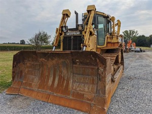 Bulldozer japonais original D7H, disponible en pièces de rechange, pot sur chenilles, D7H D7G D7R D7K D6R D8R, utilisé en vente - Product Image 3
