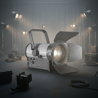 Projecteur professionnel 350W blanc chaud CRI 96 LED COB Zoom Fresnel 15-55 avec contrôle DMX512 pour théâtre et studio