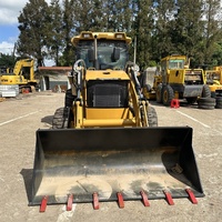 Chargeur sur pneus CAT 420f2 d'occasion, chargeuse-pelleteuse caterpillar jcb 3cx 4cx 2cx 580m 580l 420e modèle à Shanghai