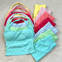 Ensemble de sport et yoga sans couture personnalisé avec logo pour femme – Soutien-gorge de sport dos nu à séchage rapide et short d'entraînement – Idéal pour la course, le fitness et les activités sportives