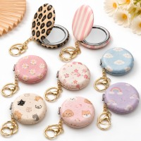 Porte-clés miroir personnalisé, porte-clés miroir en cuir portable, pendentif miroir double face, mini miroir de poche compact, porte-clés miroir, cadeau de luxe