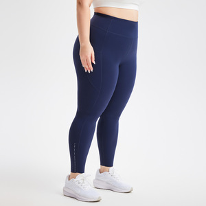 <span class=keywords><strong>Legging</strong></span> de <span class=keywords><strong>sport</strong></span> <span class=keywords><strong>grande</strong></span> <span class=keywords><strong>taille</strong></span> pour femme, <span class=keywords><strong>taille</strong></span> haute, effet push-up, avec poches, séchage rapide, élastique, coupe ajustée, pour yoga et course à pied - Product Image 2