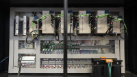 Cintreuse de panneaux CNC automatique précise, centre de pliage constant pour tôles d'aluminium, d'acier inoxydable, de PVC, de métal, de cadres en acier, moteur