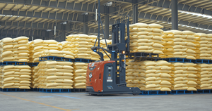 Heli Yufeng CQD16 AGV Reachtruck 1,6T 8,5M hefhoogte voor smalle gangen in hoogbouw magazijnautomatisering - Product Image 3