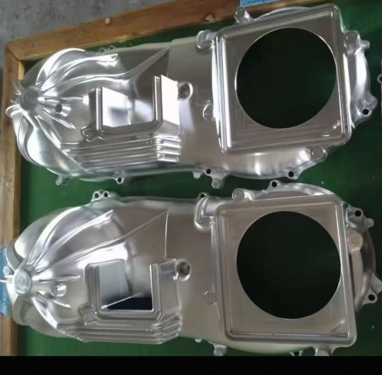 Изготовленная На Заказ качественная крышка цилиндра двигателя мотоцикла CNC механическая обработка от профессионального производителя, латунь для промышленного оборудования