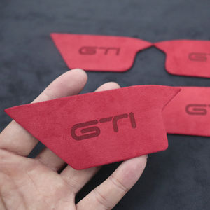 Tcart Garniture de poignée de porte intérieure en peluche courte de luxe, accessoires sportifs pour Volkswagen <span class=keywords><strong>Golf</strong></span> 8 Mk8 <span class=keywords><strong>2020</strong></span> 2021 - Product Image 5