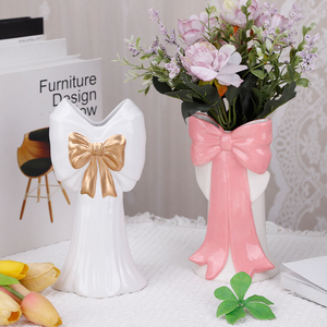 Redeco elegante <span class=keywords><strong>vaso</strong></span> <span class=keywords><strong>in</strong></span> ceramica <span class=keywords><strong>bianca</strong></span> con fiocco <span class=keywords><strong>rosa</strong></span> dorato Design decorazione per la casa <span class=keywords><strong>vaso</strong></span> <span class=keywords><strong>in</strong></span> ceramica per soggiorno camera da letto centrotavola - Product Image 4