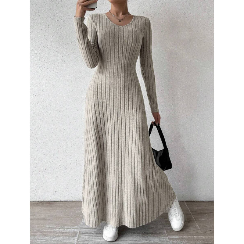 Five Trendy English Dress Designs for Women's Fashion