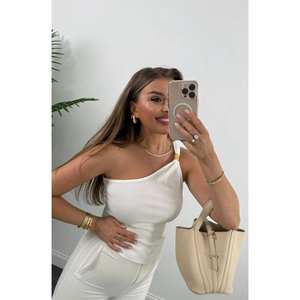 Blusa elegante de punto con un solo hombro para mujer, top elástico sin mangas minimalista, uso diario, color blanco - Product Image 1