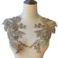 Appliques florales 3D de haute qualité à coudre, ornées de strass et de perles, motif en résine en forme de diamant pour vêtements, chapeaux et ongles