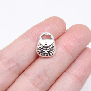 Breloque de sac à main à pois 14x11mm en alliage de zinc bronze antique pour cadeau d'amie shoppingue - Product Image 4