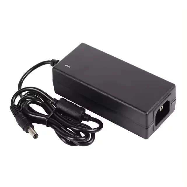 Desktop-Adapter Eingang AC 100-240 V zu 12 V 5 A DC 60 W einstellbarer Power Adapter Stromversorgung für LED-Leuchtstreifen