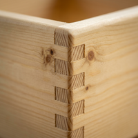 Boîte artisanale en bois de pin brut avec couvercle coulissant - Surface naturelle lisse pour la peinture, la teinture et la gravure au laser