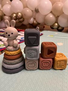 ब्लॉक टॉय सॉफ्ट सिलिकॉन सॉफ्ट क्यूब्स स्टैकिंग टॉवर बाथ टीथर रैटल बिल्डिंग ब्लॉक्स टॉडलर्स मोंटेसरी एजुकेशनल फॉर किड्स - Product Image 5