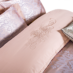 Parure <span class=keywords><strong>de</strong></span> Lit <span class=keywords><strong>de</strong></span> Luxe <span class=keywords><strong>Haut</strong></span> <span class=keywords><strong>de</strong></span> <span class=keywords><strong>Gamme</strong></span> en <span class=keywords><strong>Coton</strong></span> Jacquard Brodé Doux, <span class=keywords><strong>Housse</strong></span> <span class=keywords><strong>de</strong></span> <span class=keywords><strong>Couette</strong></span>, Taies d'Oreiller et Drap pour Mariage, Grandes Tailles Queen et King - Product Image 5