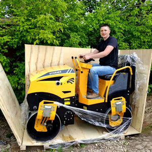 รถบดถนน 1.2 ตัน คุณภาพสูง 1 ตัน 2 ตัน 3 ตัน เครื่องยนต์ดีเซล/เบนซิน แบบลูกกลิ้งคู่ ความสามารถในการขึ้นทางลาดชัน 30% - Product Image 1