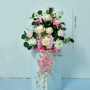 Boule <span class=keywords><strong>de</strong></span> fleurs artificielles en feuilles d'eucalyptus et <span class=keywords><strong>de</strong></span> soie OEM, <span class=keywords><strong>centre</strong></span> <span class=keywords><strong>de</strong></span> <span class=keywords><strong>table</strong></span> en rose blanche <span class=keywords><strong>pour</strong></span> mariage, Noël, Nouvel An - Fait à la main - Product Image 2