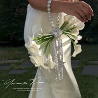 Bouquet de mariage réaliste fait main Calla Lily, ensemble de fleurs artificielles en cascade de tulipes et perles, style européen