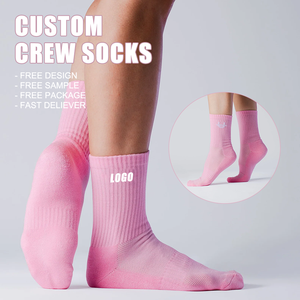 Chaussettes de sport pour hommes en coton de haute qualité, avec logo personnalisé imprimé numériquement, design gratuit, pour le printemps, blanc et noir, pour l'entraînement et la course à pied - Product Image 1