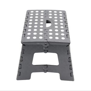<span class=keywords><strong>Tabouret</strong></span> pas pliant en <span class=keywords><strong>plastique</strong></span> antidérapante EN14183, certifié avec poignée <span class=keywords><strong>de</strong></span> transport, parfait <span class=keywords><strong>pour</strong></span> les enfants et les adultes à l'extérieur - Product Image 6