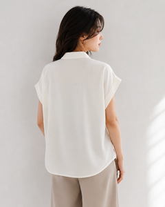Blusa Elegante sin Mangas para Mujer con Botones Asimétricos y Cuello Simulado para Oficina - Product Image 4